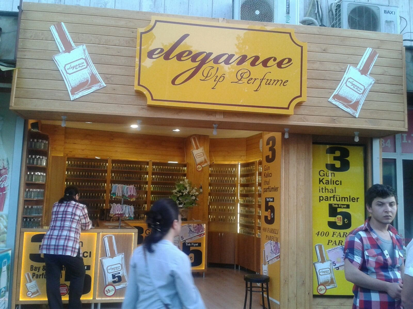 Estetik ve güven veren satış alanı