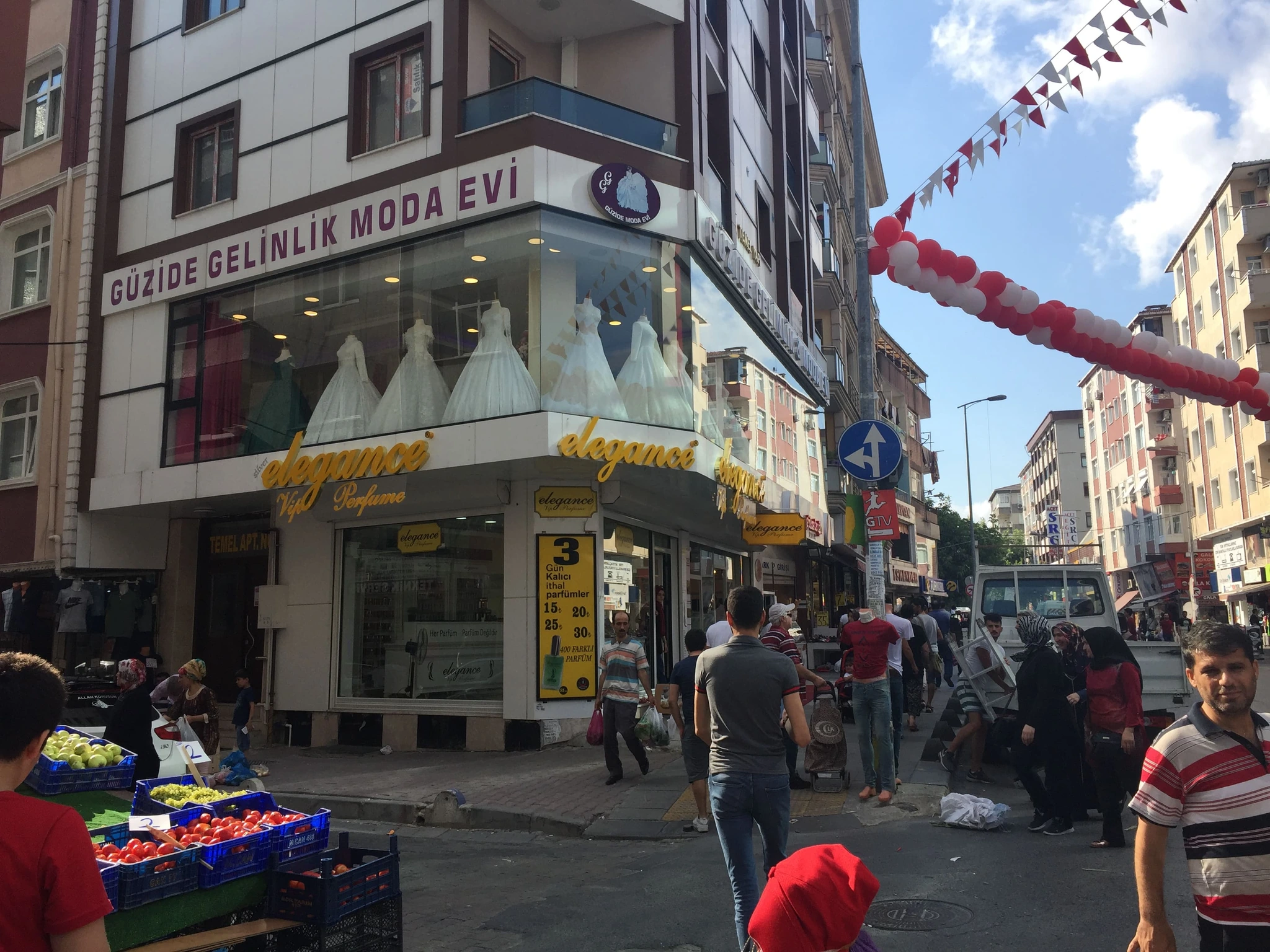 Aydınlatma ve düzenli ürün sunumu